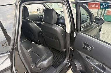 Внедорожник / Кроссовер Nissan Qashqai+2 2010 в 