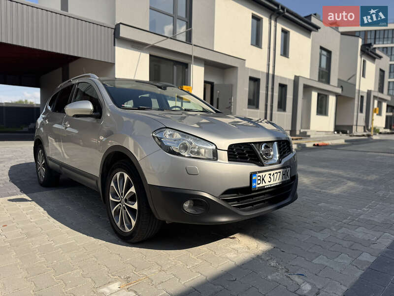 Nissan Qashqai+2 2013