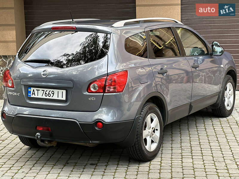 Позашляховик / Кросовер Nissan Qashqai+2 2009 в Івано-Франківську