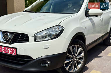 Внедорожник / Кроссовер Nissan Qashqai+2 2013 в 