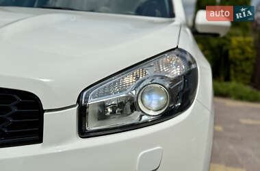 Внедорожник / Кроссовер Nissan Qashqai+2 2013 в 
