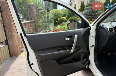 Внедорожник / Кроссовер Nissan Qashqai+2 2013 в 