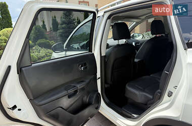 Внедорожник / Кроссовер Nissan Qashqai+2 2013 в 