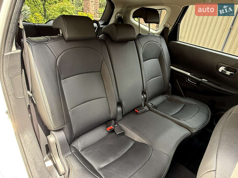 Внедорожник / Кроссовер Nissan Qashqai+2 2013 в Тернополе