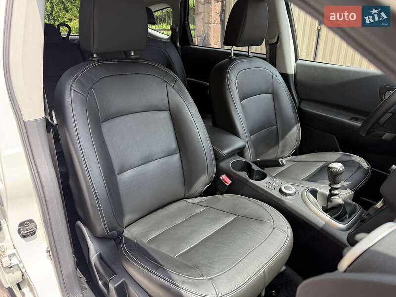 Внедорожник / Кроссовер Nissan Qashqai+2 2013 в Тернополе