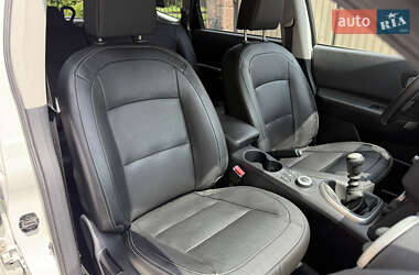Внедорожник / Кроссовер Nissan Qashqai+2 2013 в 
