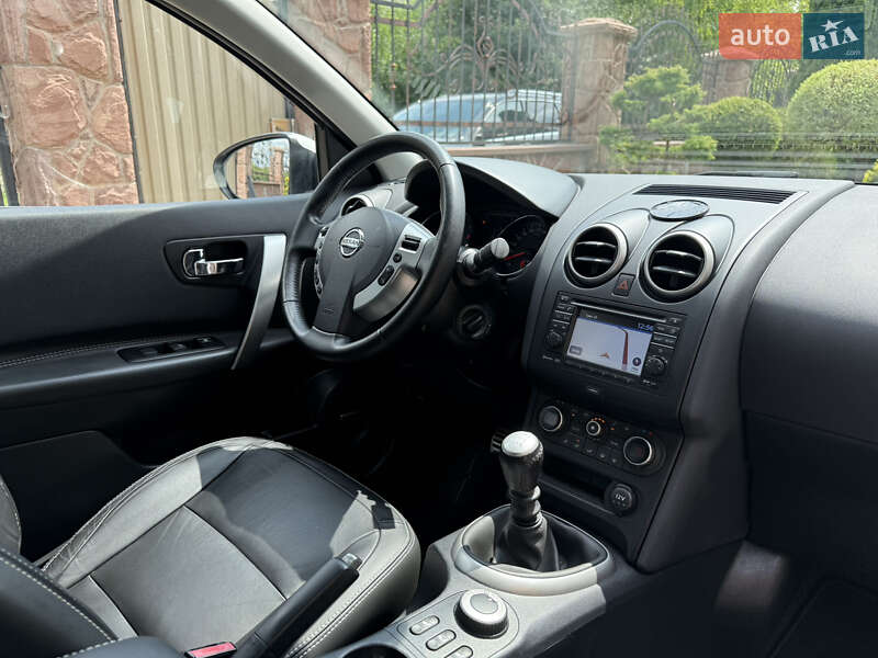 Внедорожник / Кроссовер Nissan Qashqai+2 2013 в Тернополе