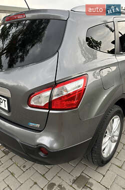 Внедорожник / Кроссовер Nissan Qashqai+2 2013 в 