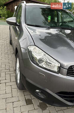 Внедорожник / Кроссовер Nissan Qashqai+2 2013 в 
