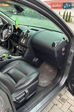Внедорожник / Кроссовер Nissan Qashqai+2 2013 в 