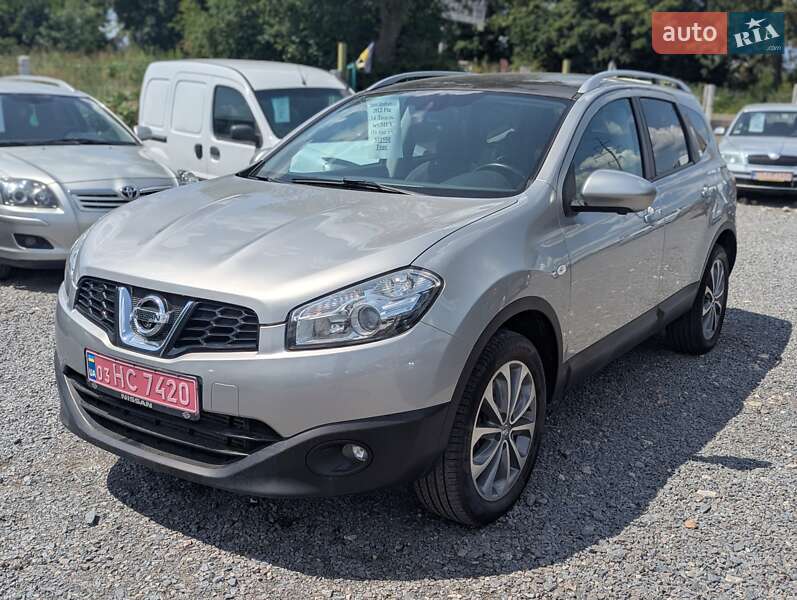 Nissan Qashqai+2 2012