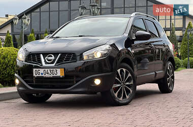 Внедорожник / Кроссовер Nissan Qashqai+2 2011 в 