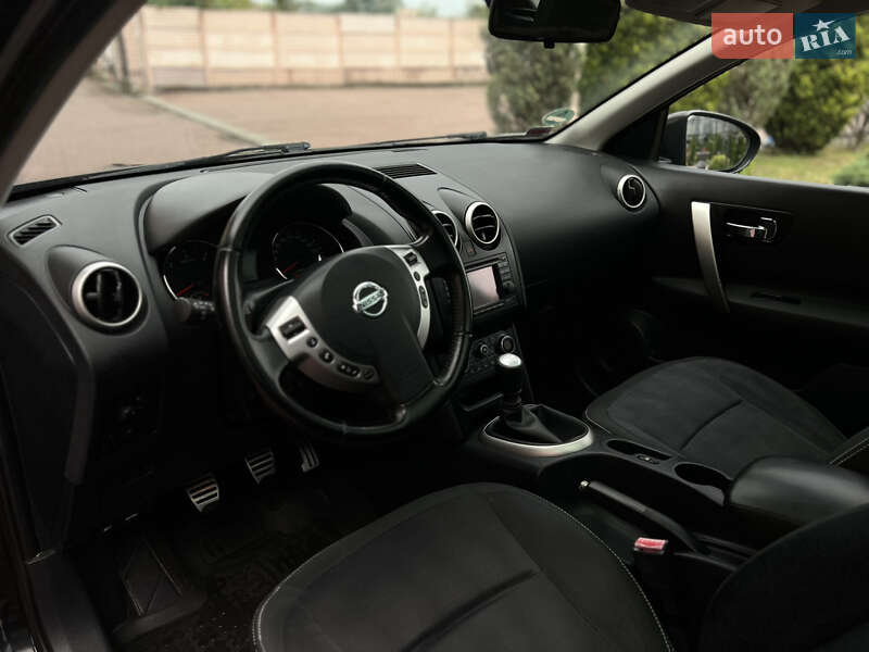 Внедорожник / Кроссовер Nissan Qashqai+2 2011 в Стрые