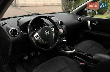 Внедорожник / Кроссовер Nissan Qashqai+2 2011 в 