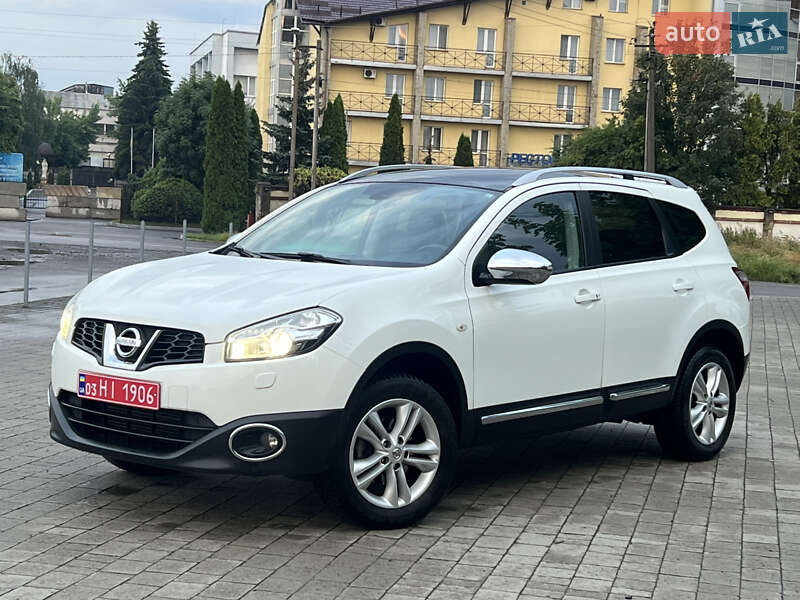 Nissan Qashqai+2 2012