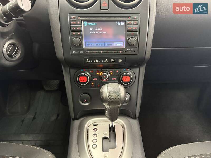 Внедорожник / Кроссовер Nissan Qashqai+2 2009 в Киеве