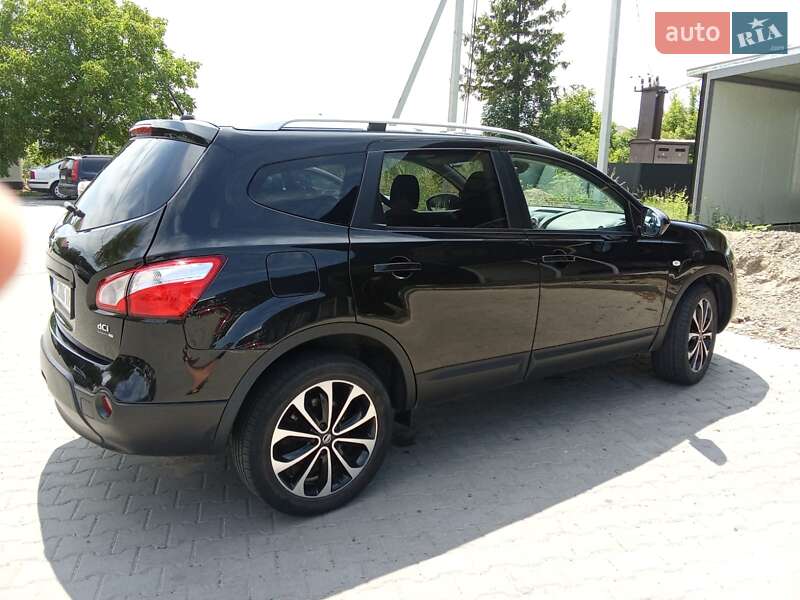 Внедорожник / Кроссовер Nissan Qashqai+2 2012 в Снятине