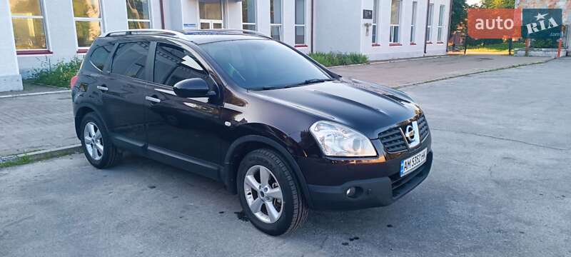 Внедорожник / Кроссовер Nissan Qashqai+2 2009 в Звягеле