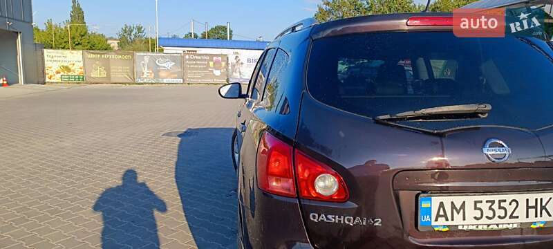 Внедорожник / Кроссовер Nissan Qashqai+2 2009 в Звягеле