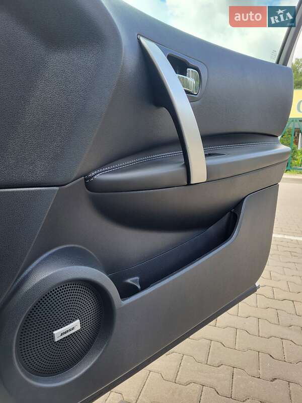 Позашляховик / Кросовер Nissan Qashqai+2 2011 в Чернігові фото 13 Позашляховик / Кросовер Nissan Qashqai+2 2011 в Чернігові