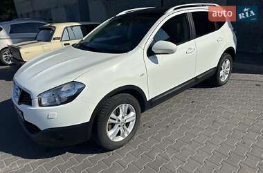 Внедорожник / Кроссовер Nissan Qashqai+2 2010 в Василькове