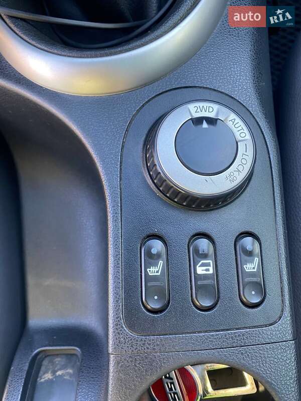 Внедорожник / Кроссовер Nissan Qashqai+2 2010 в Краматорске