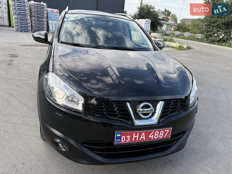 Внедорожник / Кроссовер Nissan Qashqai+2 2011 в Луцке