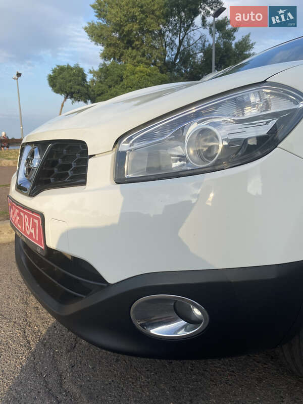 Внедорожник / Кроссовер Nissan Qashqai+2 2011 в Черкассах