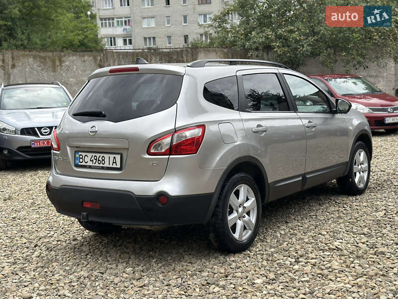 Позашляховик / Кросовер Nissan Qashqai+2 2013 в Стрию