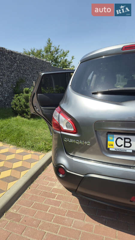 Внедорожник / Кроссовер Nissan Qashqai+2 2011 в Чернигове
