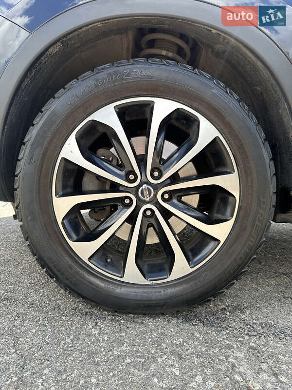 Внедорожник / Кроссовер Nissan Qashqai+2 2012 в Белогородке