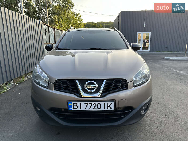Внедорожник / Кроссовер Nissan Qashqai+2 2013 в Полтаве