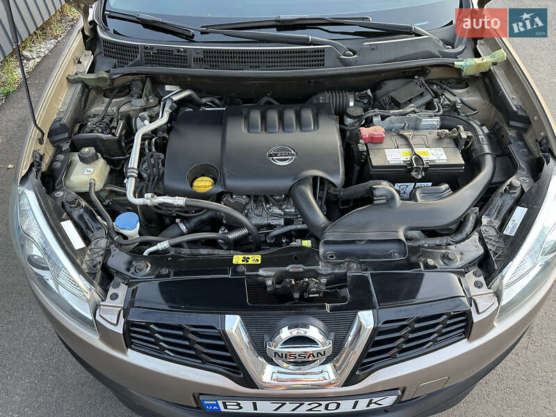 Внедорожник / Кроссовер Nissan Qashqai+2 2013 в Полтаве