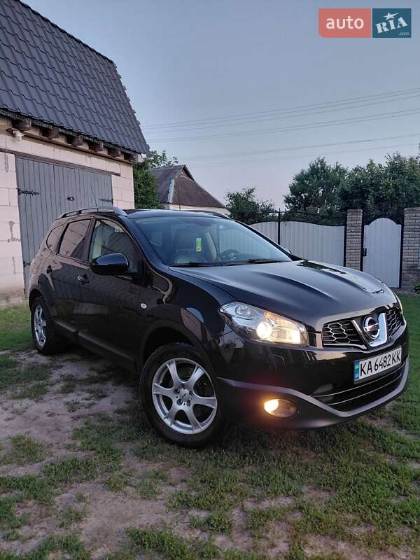 Внедорожник / Кроссовер Nissan Qashqai+2 2010 в Макарове