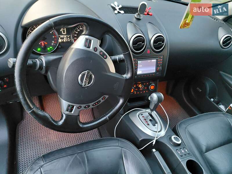 Внедорожник / Кроссовер Nissan Qashqai+2 2010 в Макарове