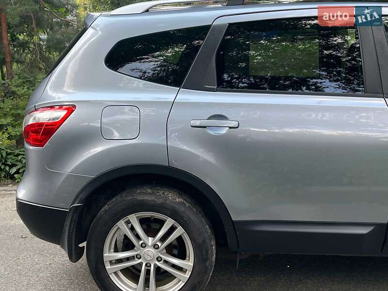 Внедорожник / Кроссовер Nissan Qashqai+2 2010 в Киеве фото 10 Внедорожник / Кроссовер Nissan Qashqai+2 2010 в Киеве
