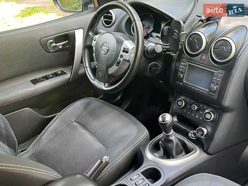 Внедорожник / Кроссовер Nissan Qashqai+2 2010 в Киеве фото 21 Внедорожник / Кроссовер Nissan Qashqai+2 2010 в Киеве