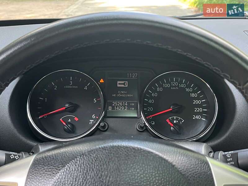 Внедорожник / Кроссовер Nissan Qashqai+2 2010 в Киеве фото 27 Внедорожник / Кроссовер Nissan Qashqai+2 2010 в Киеве