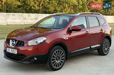 Позашляховик / Кросовер Nissan Qashqai+2 2010 в Луцьку