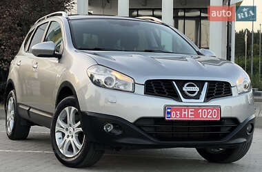 Внедорожник / Кроссовер Nissan Qashqai+2 2010 в Радивилове