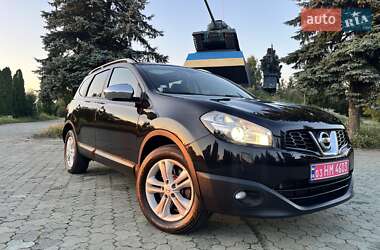 Внедорожник / Кроссовер Nissan Qashqai+2 2011 в Дубно