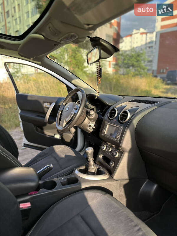 Внедорожник / Кроссовер Nissan Qashqai+2 2010 в Шептицькому фото 13 Внедорожник / Кроссовер Nissan Qashqai+2 2010 в Шептицькому