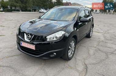 Внедорожник / Кроссовер Nissan Qashqai+2 2013 в Новоархангельске