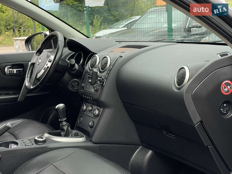 Внедорожник / Кроссовер Nissan Qashqai+2 2009 в Бердичеве фото 35 Внедорожник / Кроссовер Nissan Qashqai+2 2009 в Бердичеве