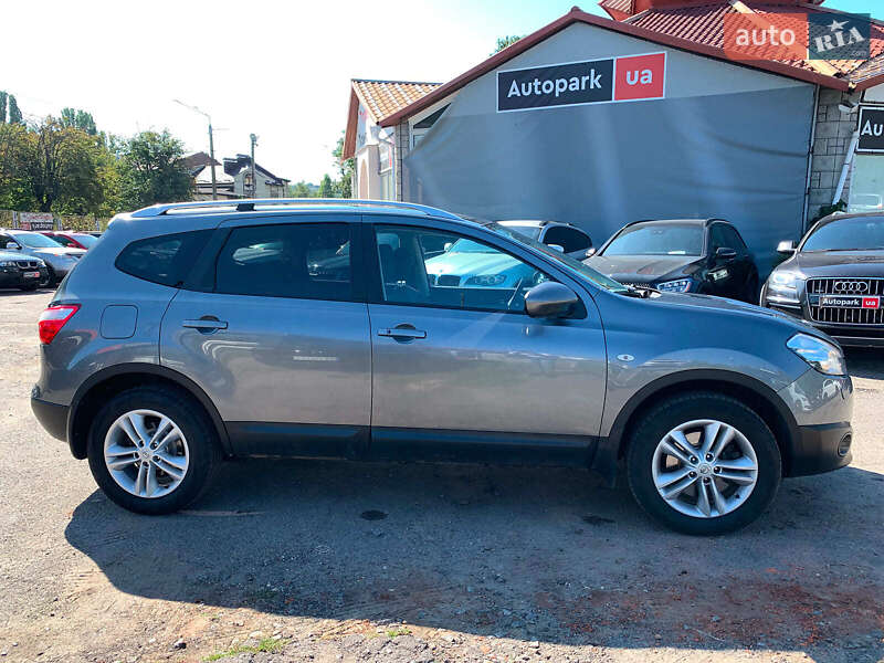Позашляховик / Кросовер Nissan Qashqai+2 2012 в Вінниці