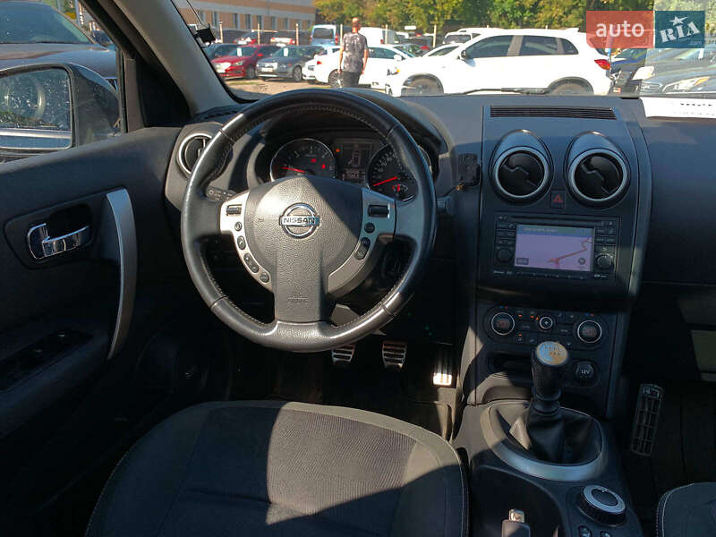 Позашляховик / Кросовер Nissan Qashqai+2 2012 в Вінниці