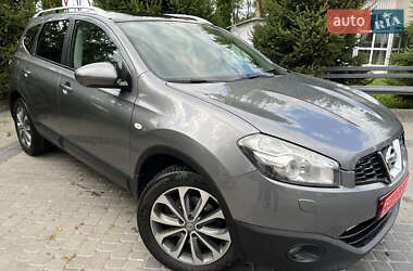 Позашляховик / Кросовер Nissan Qashqai+2 2011 в Вінниці
