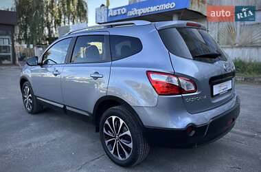 Внедорожник / Кроссовер Nissan Qashqai+2 2012 в 