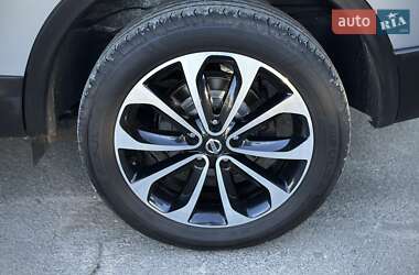 Внедорожник / Кроссовер Nissan Qashqai+2 2012 в 