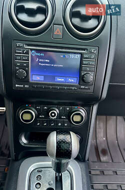 Внедорожник / Кроссовер Nissan Qashqai+2 2011 в 